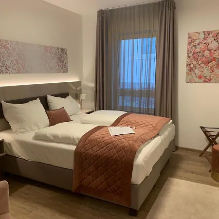 Отель Boutique Rose 3*